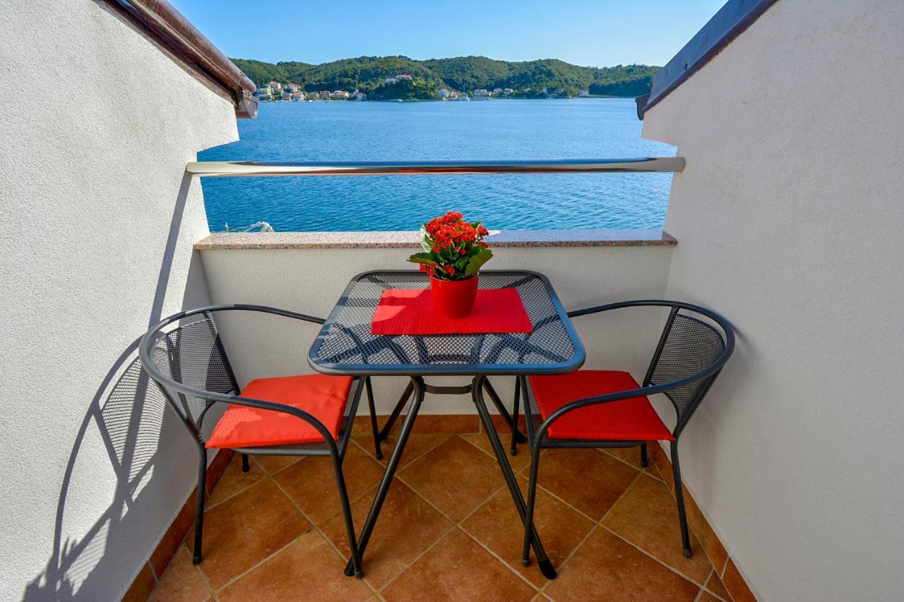 Apartmani Andela Kordic Supetarska Draga Exterior foto